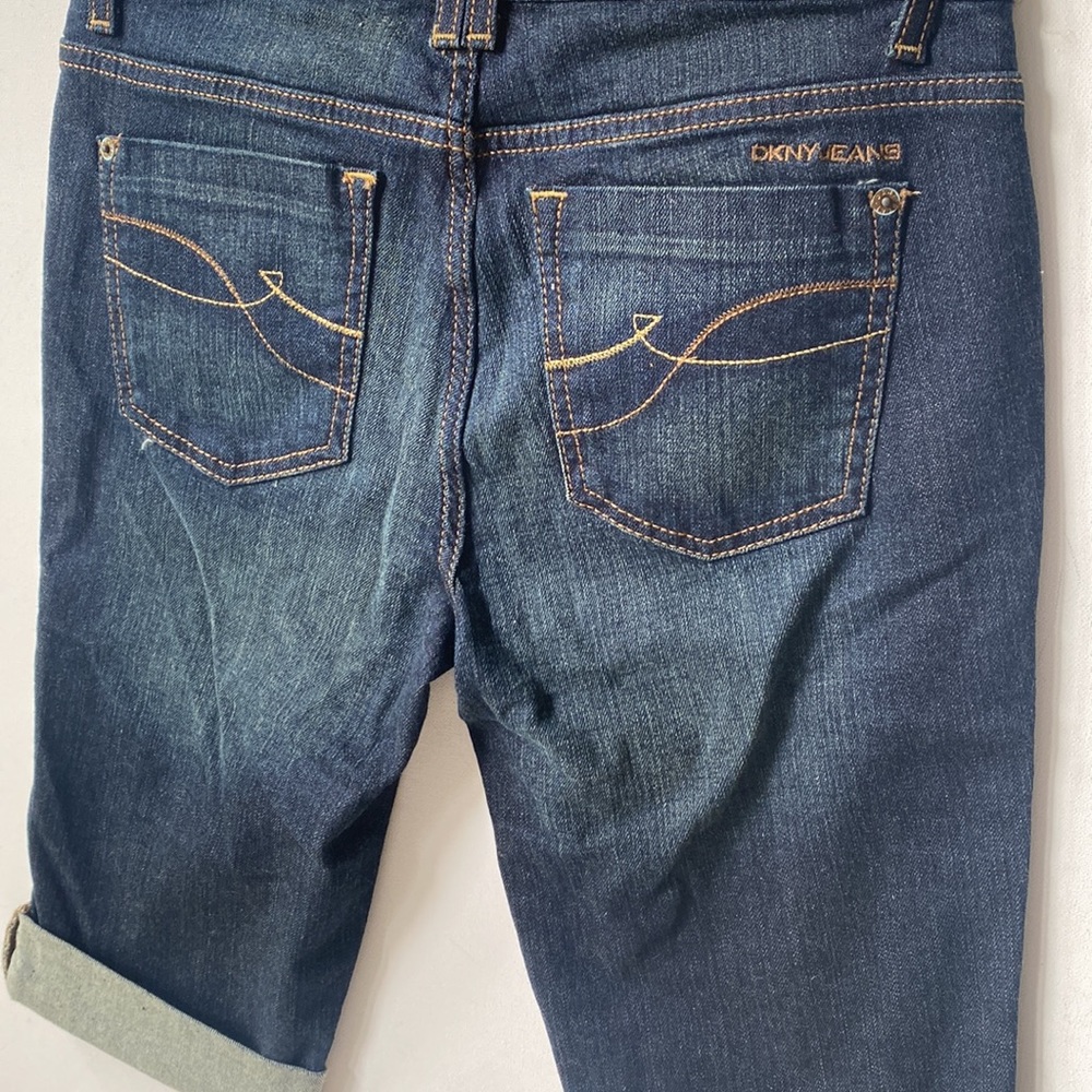 (B48) DKNY Jean Dark wash Blue denim capris shorts, Size 6 - Picture 7 of 12